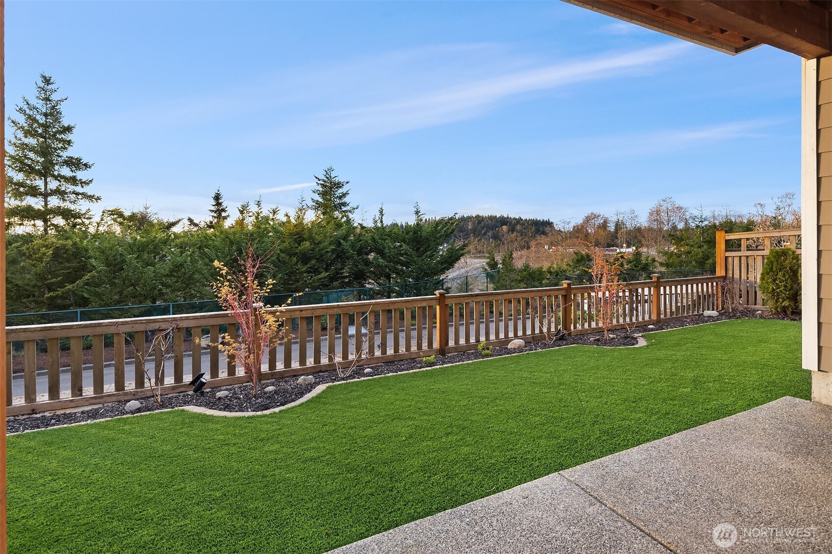 1335 Westridge Way NE, Issaquah, WA 98029