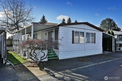 225 NE Ernst Street #85, Oak Harbor, WA 98277