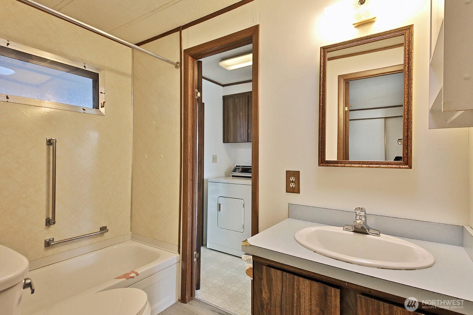 225 NE Ernst Street #85, Oak Harbor, WA 98277