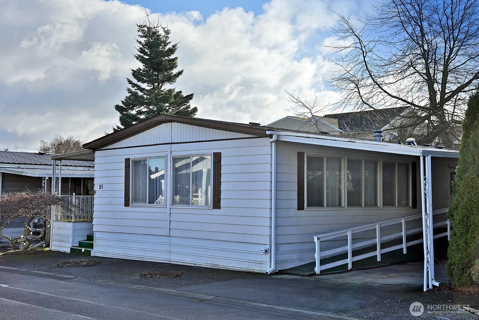 225 NE Ernst Street #85, Oak Harbor, WA 98277