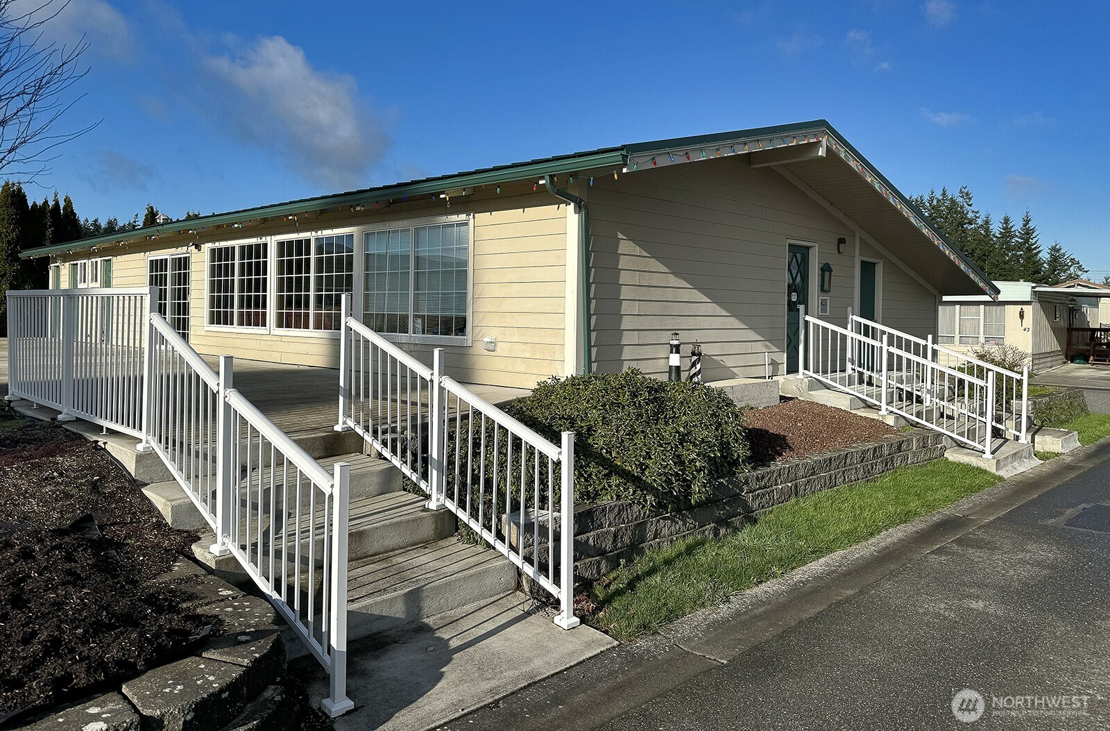 225 NE Ernst Street #85, Oak Harbor, WA 98277