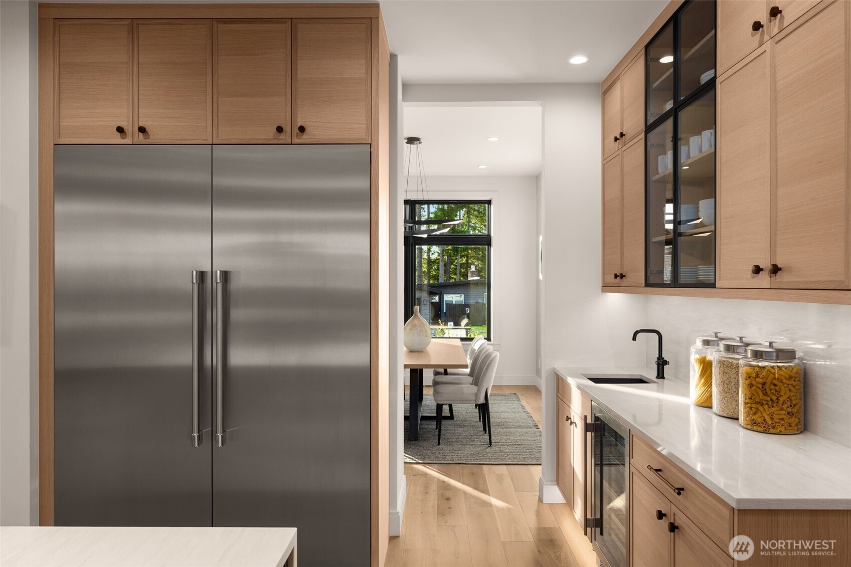 312 160th Avenue NE, Bellevue, WA 98008