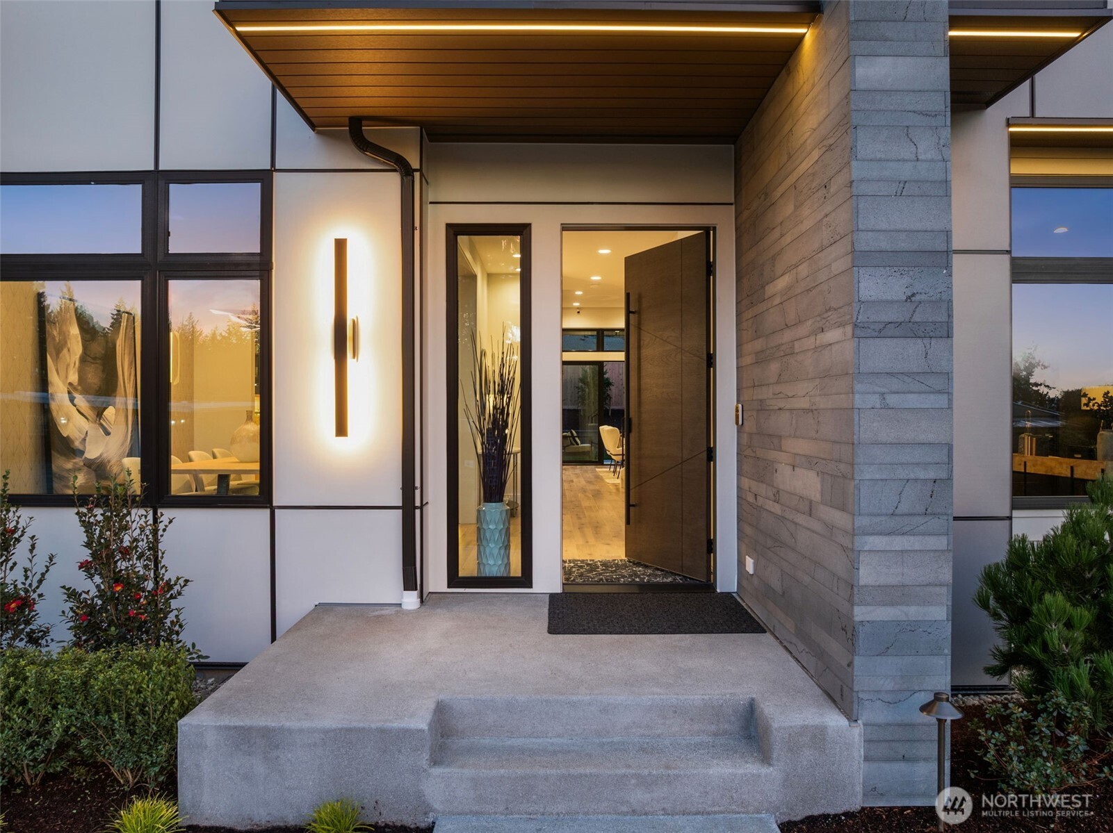 312 160th Avenue NE, Bellevue, WA 98008