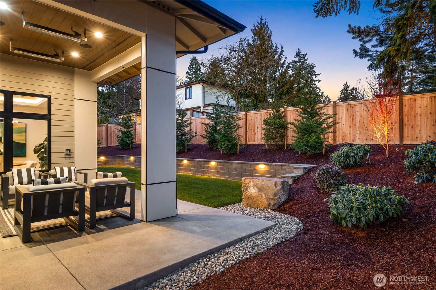 312 160th Avenue NE, Bellevue, WA 98008