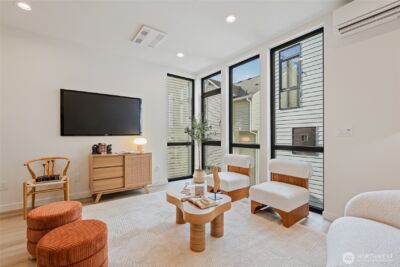 11231 Greenwood Avenue N #B, Seattle, WA 98133 - Photo 11