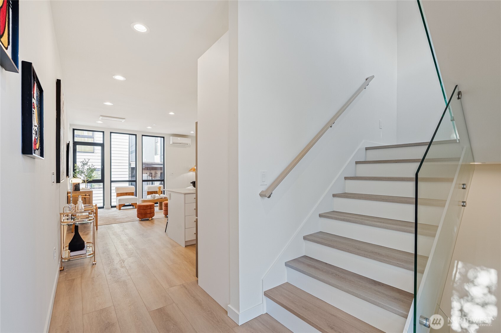 11231 Greenwood Avenue N #B, Seattle, WA 98133