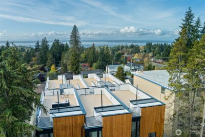 11231 Greenwood Avenue N #B, Seattle, WA 98133 - Photo 32