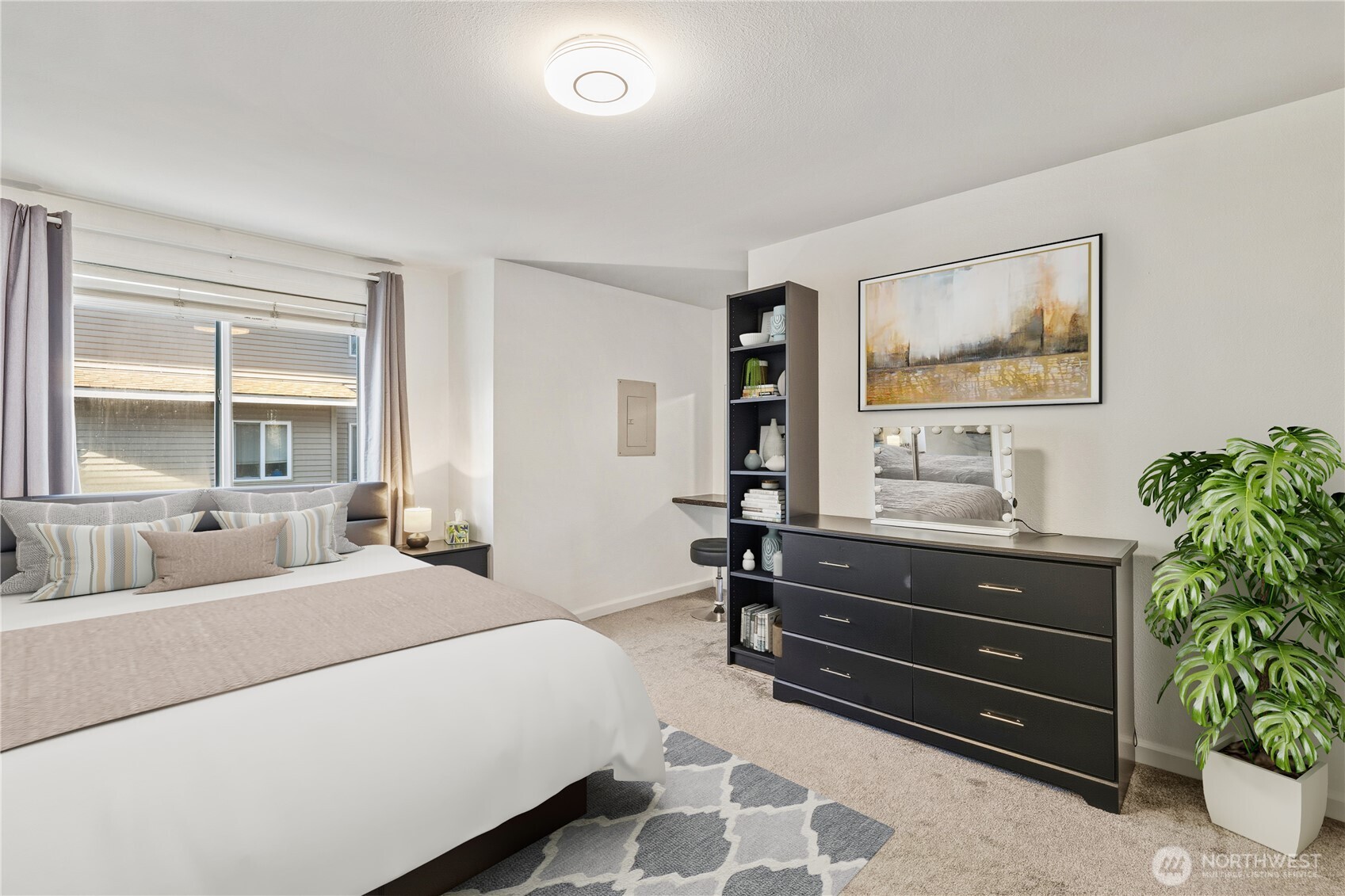 13706 26th Place W #B18, Lynnwood, WA 98087