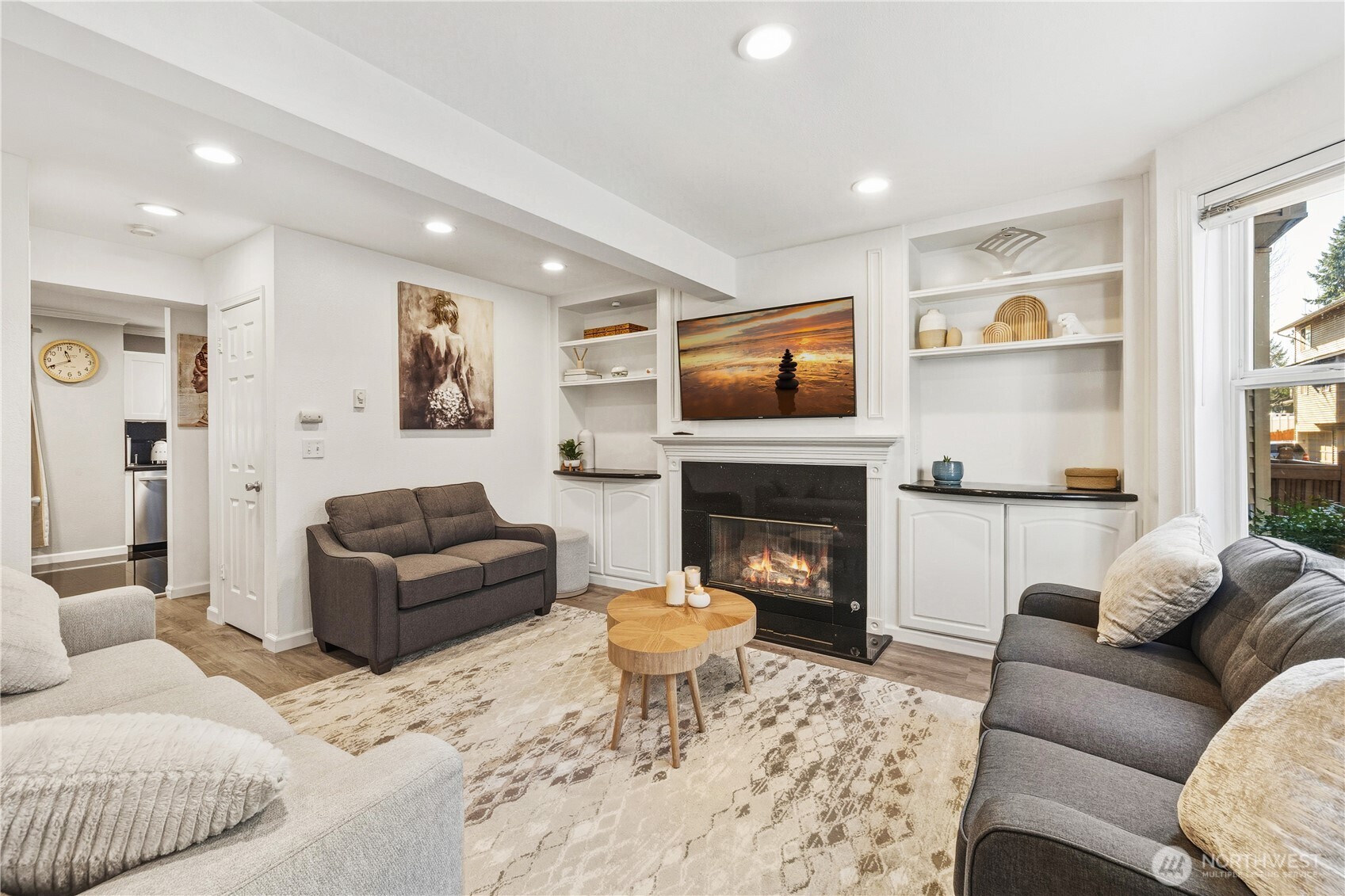 13706 26th Place W #B18, Lynnwood, WA 98087