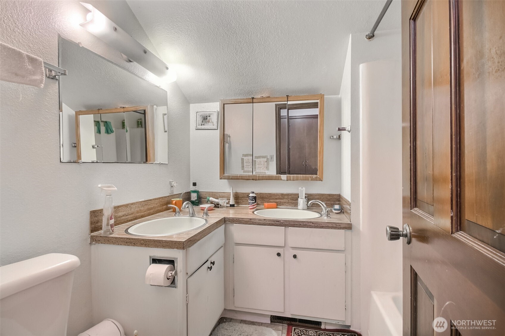 9402 48th Avenue E, Tacoma, WA 98446