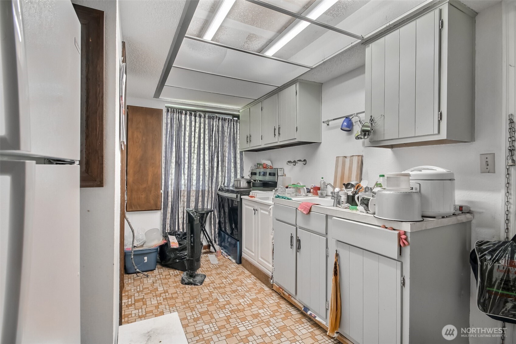 9402 48th Avenue E, Tacoma, WA 98446