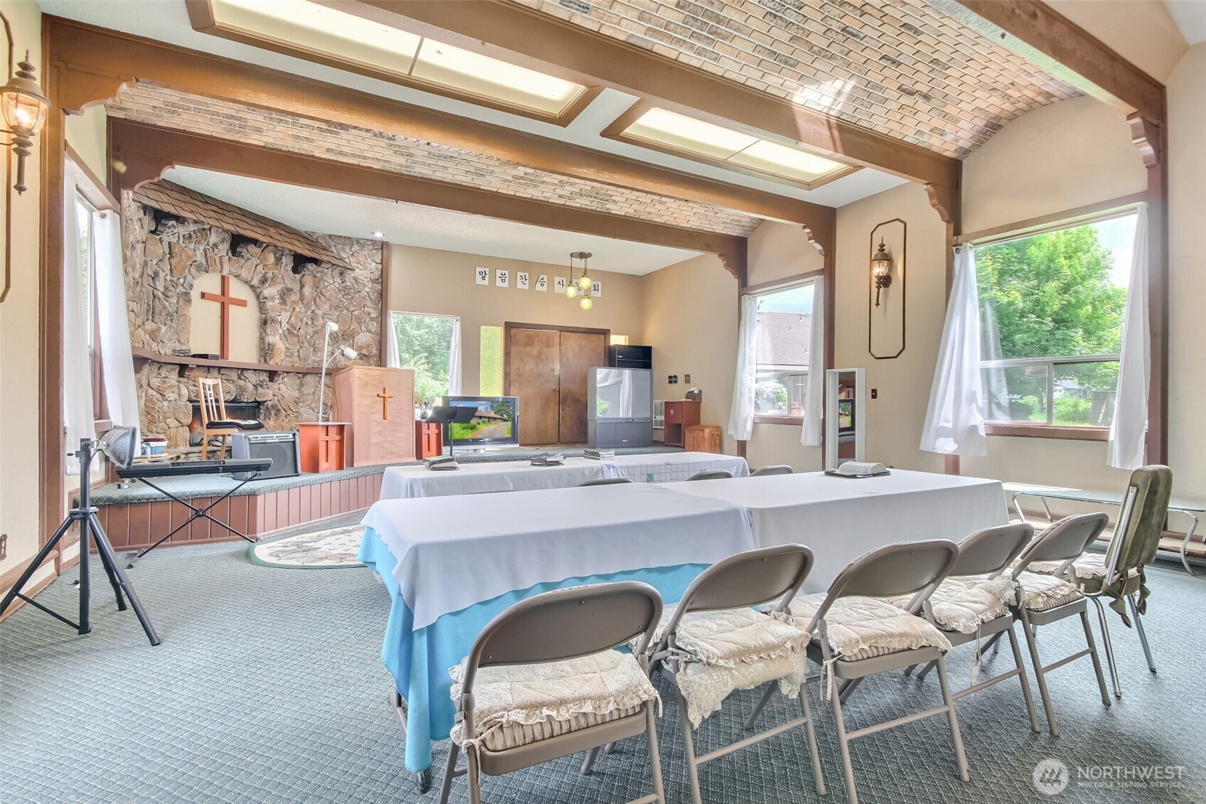 9402 48th Avenue E, Tacoma, WA 98446