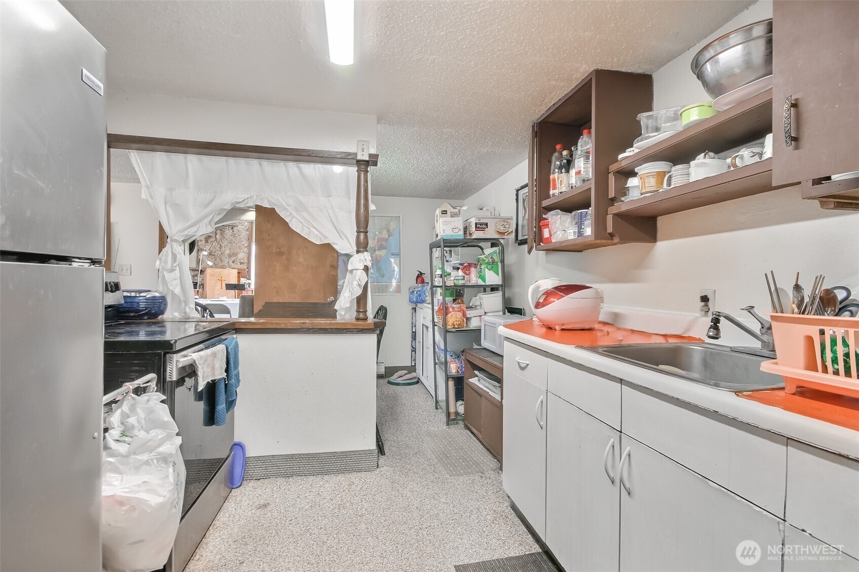 9402 48th Avenue E, Tacoma, WA 98446