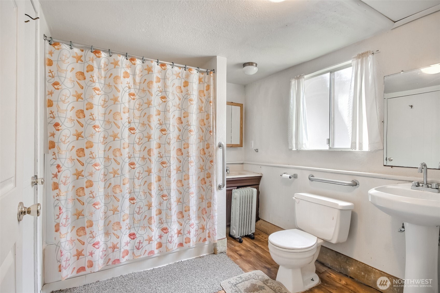 9402 48th Avenue E, Tacoma, WA 98446