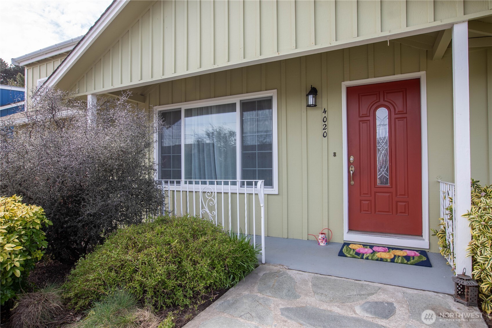 4020 N Vassault Street , Tacoma, WA 98407-1106