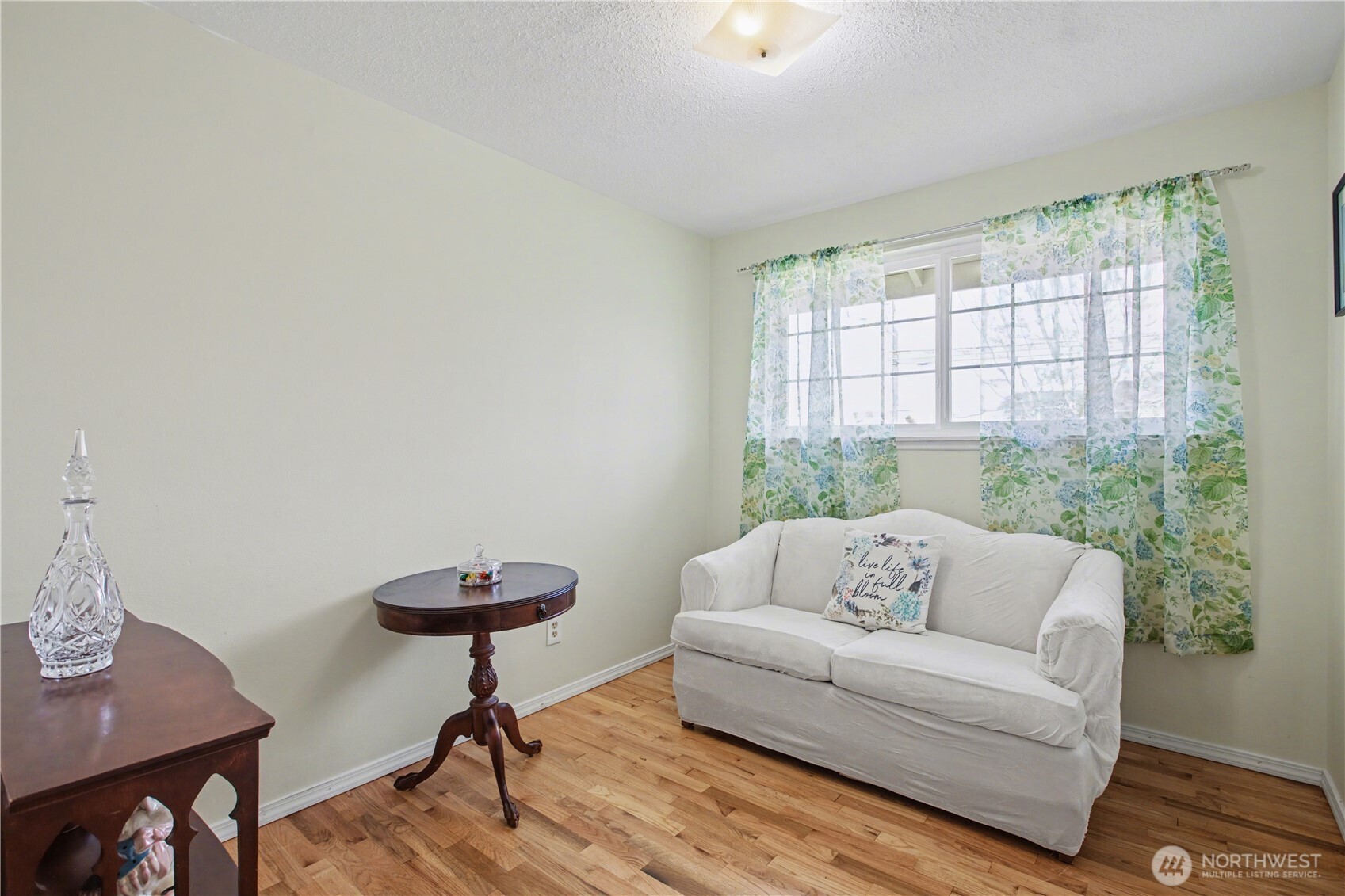 4020 N Vassault Street , Tacoma, WA 98407-1106