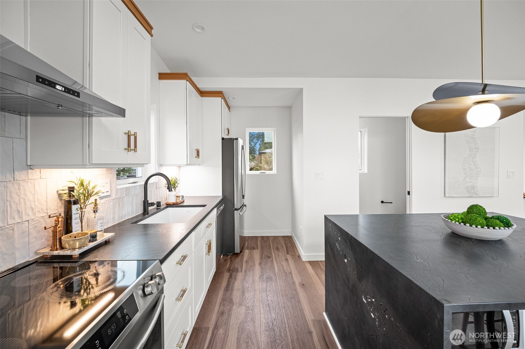 11242 Evanston Avenue N #B, Seattle, WA 98133