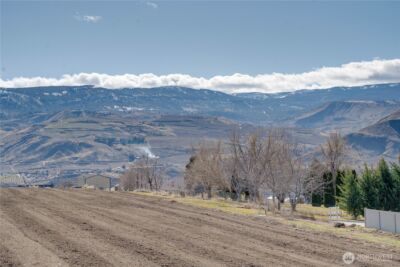 647 S Newton Avenue , East Wenatchee, WA 98802 - Photo 7