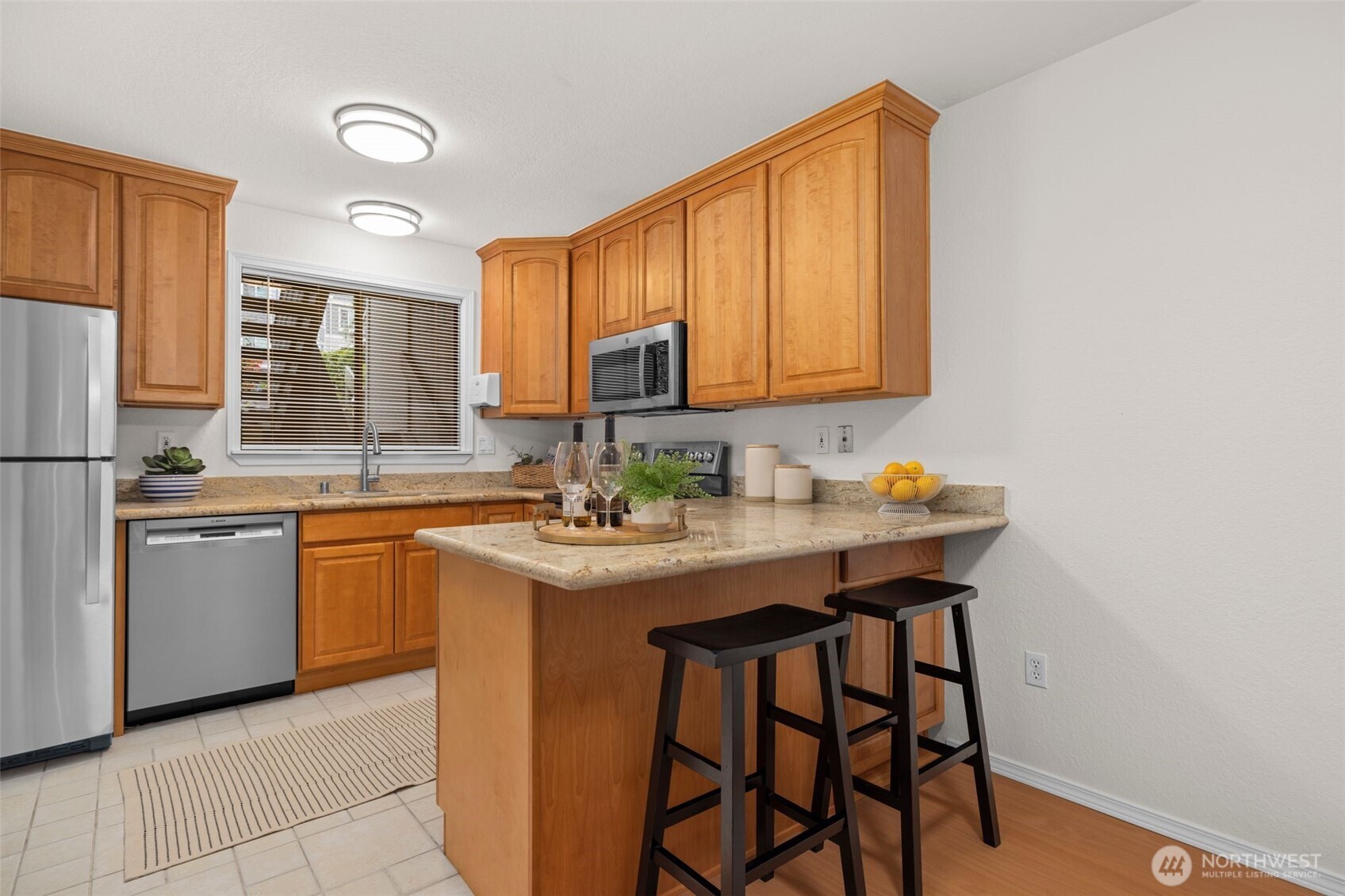 4202 Factoria Blvd SE #D2, Bellevue, WA 98006