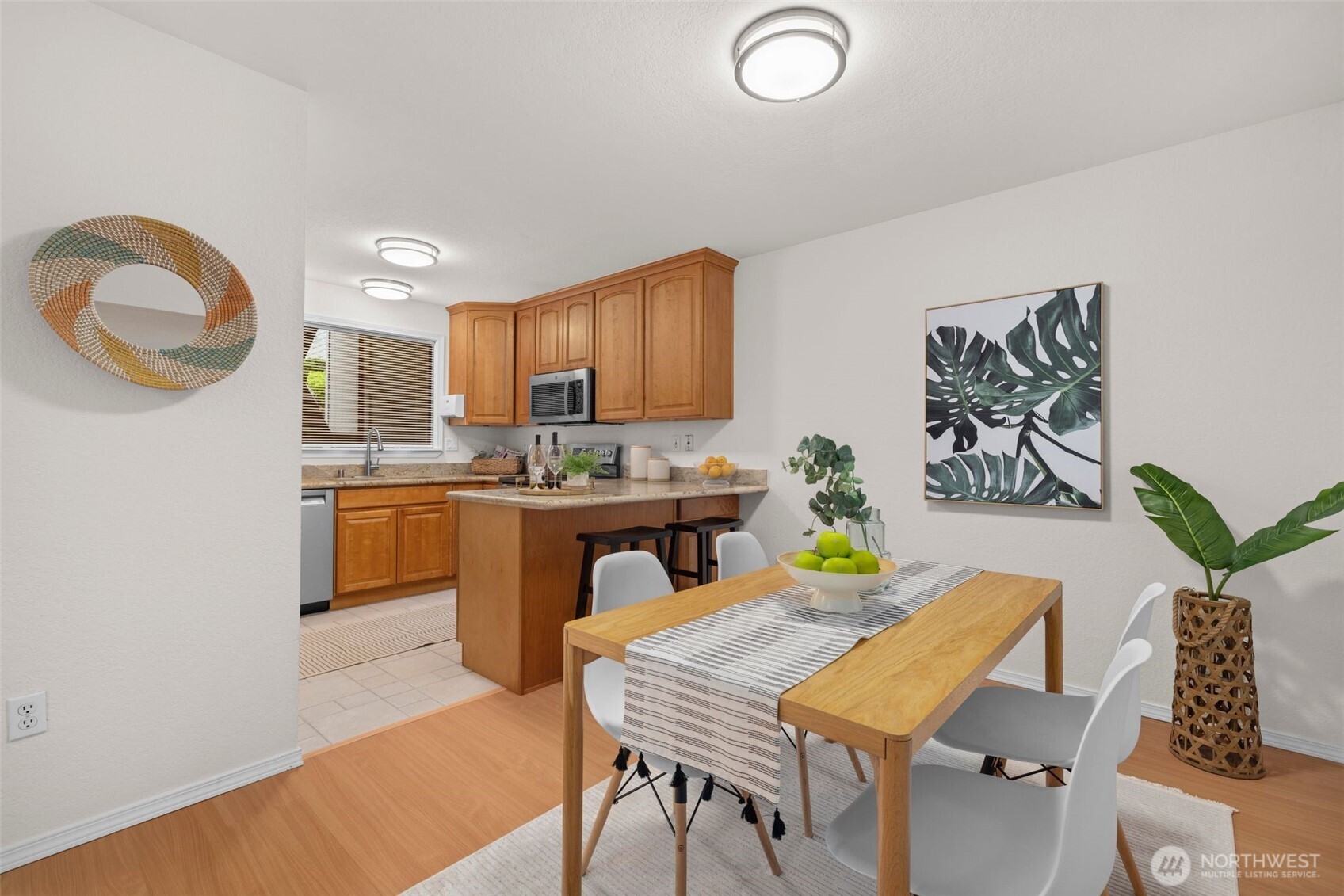 4202 Factoria Blvd SE #D2, Bellevue, WA 98006