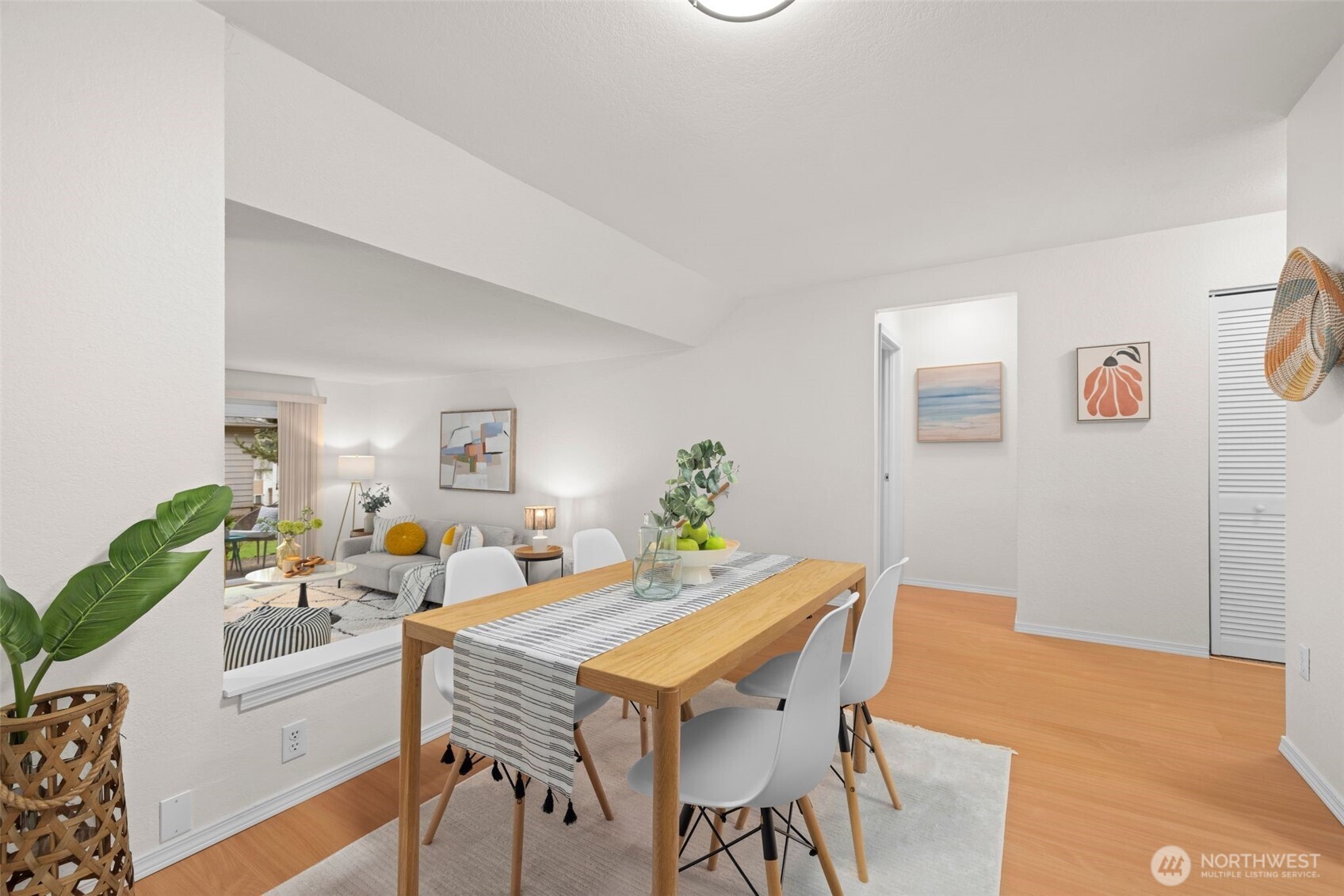 4202 Factoria Blvd SE #D2, Bellevue, WA 98006