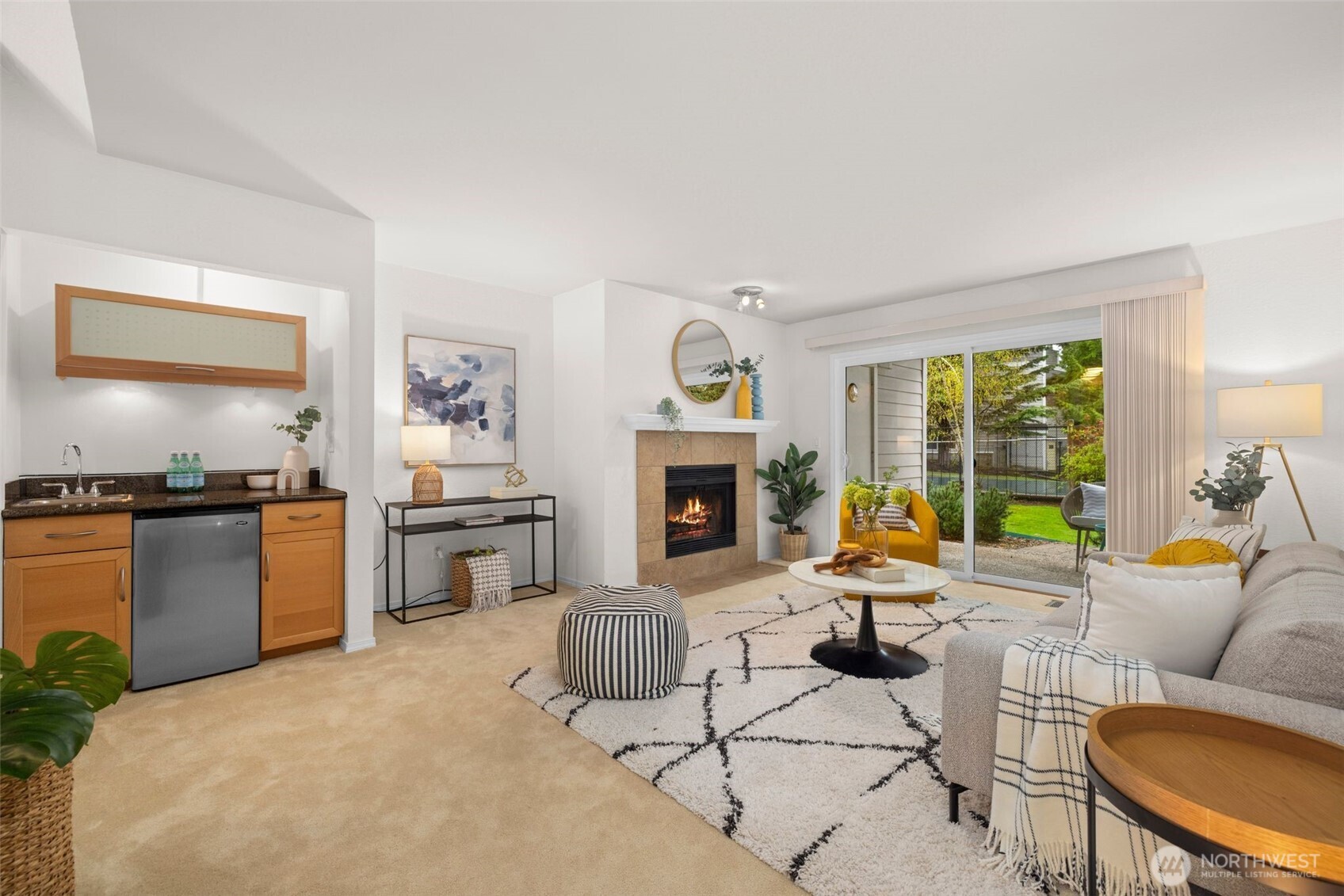 4202 Factoria Blvd SE #D2, Bellevue, WA 98006