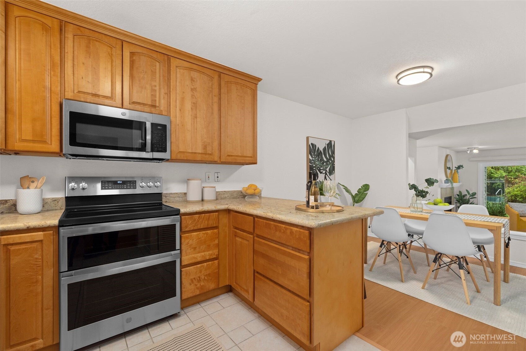 4202 Factoria Blvd SE #D2, Bellevue, WA 98006
