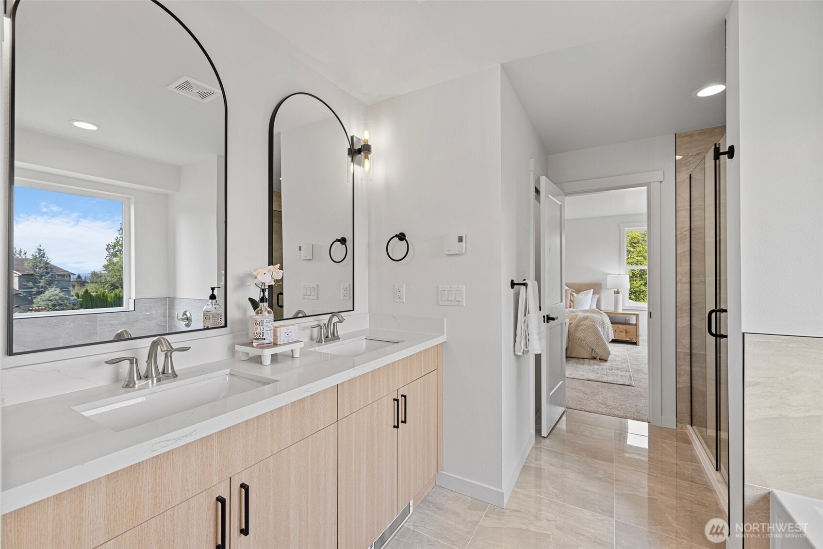 11014 6th Avenue W #A, Everett, WA 98204