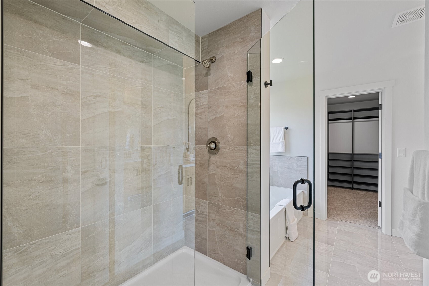 11014 6th Avenue W #A, Everett, WA 98204