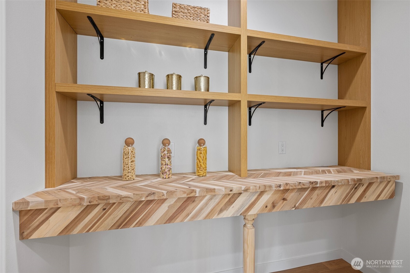 11014 6th Avenue W #A, Everett, WA 98204