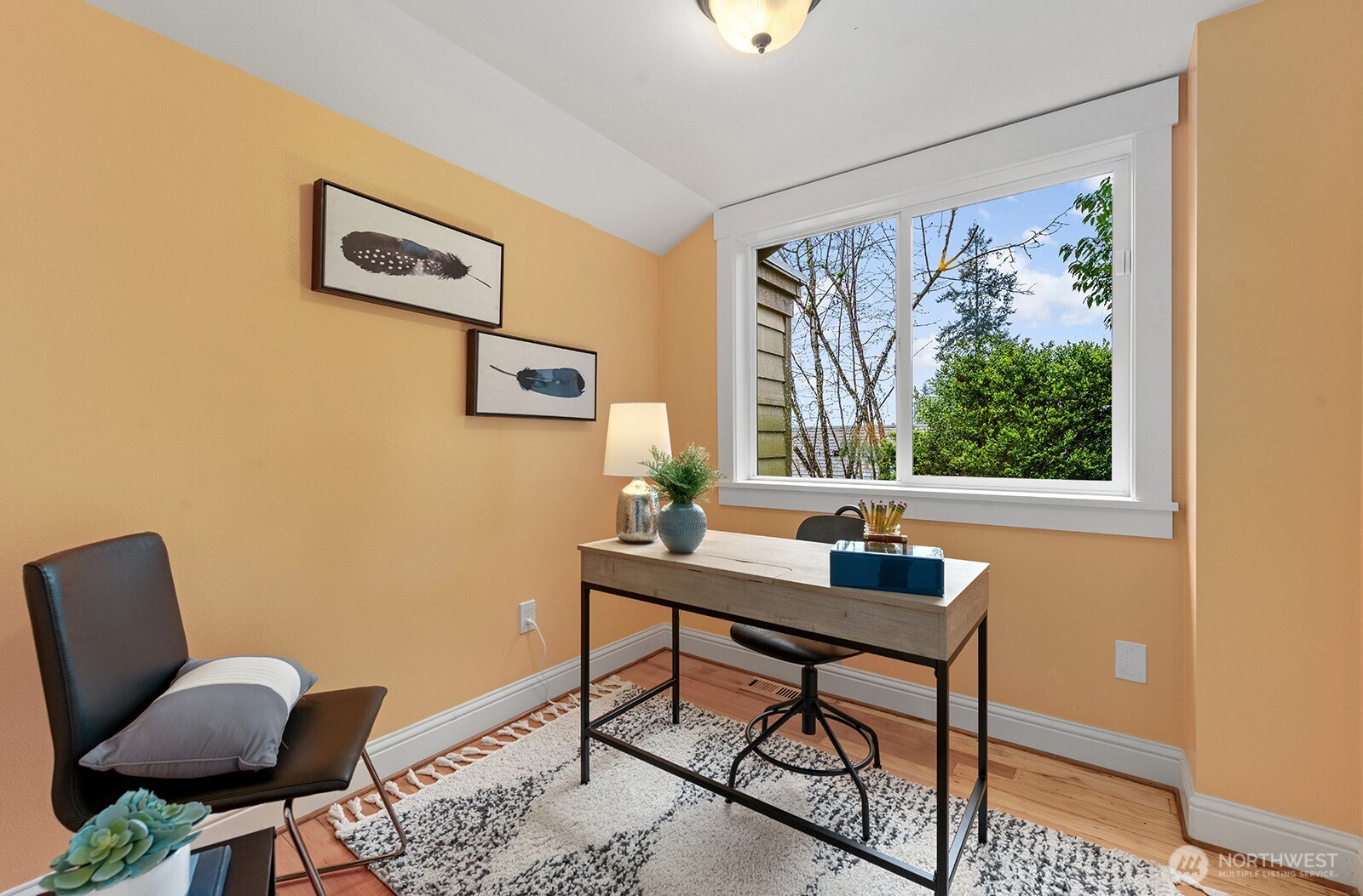 1516 NE 96th Street , Seattle, WA 98115