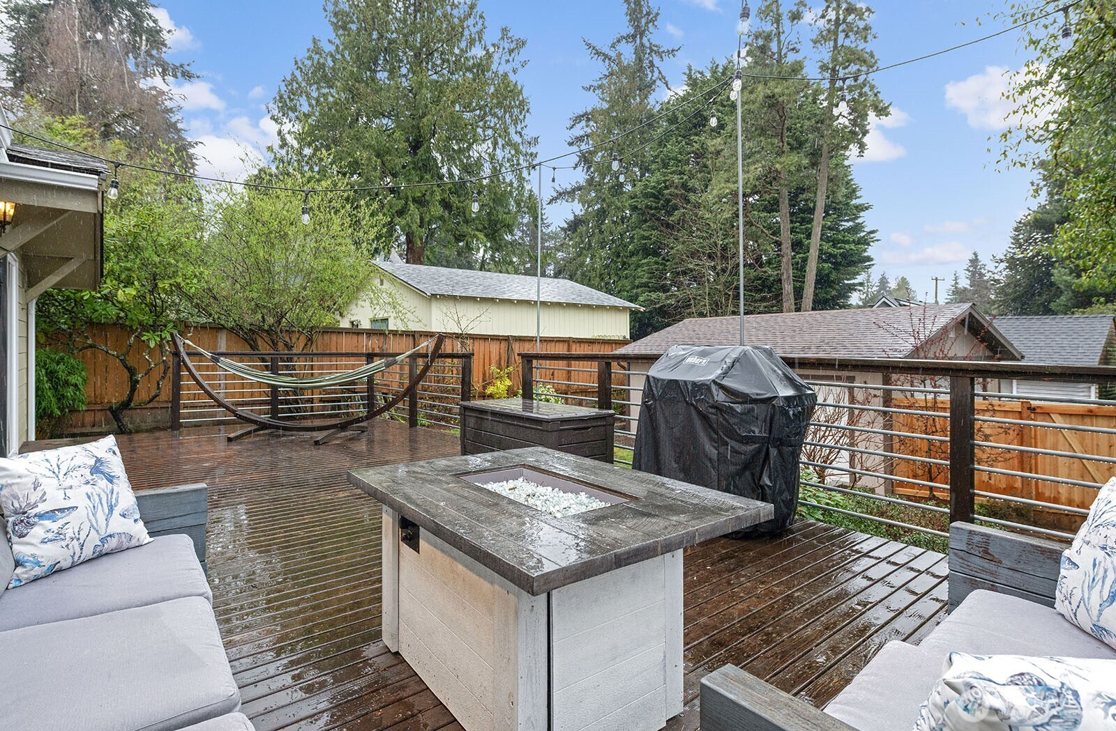 1516 NE 96th Street , Seattle, WA 98115