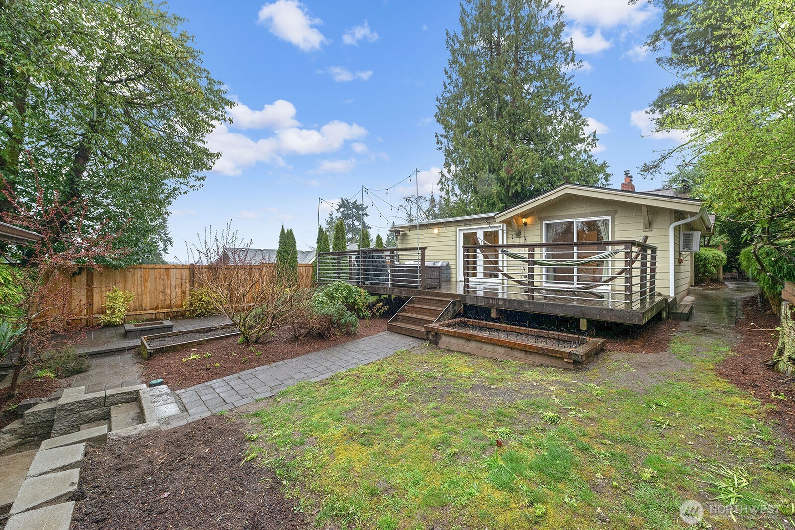 1516 NE 96th Street , Seattle, WA 98115