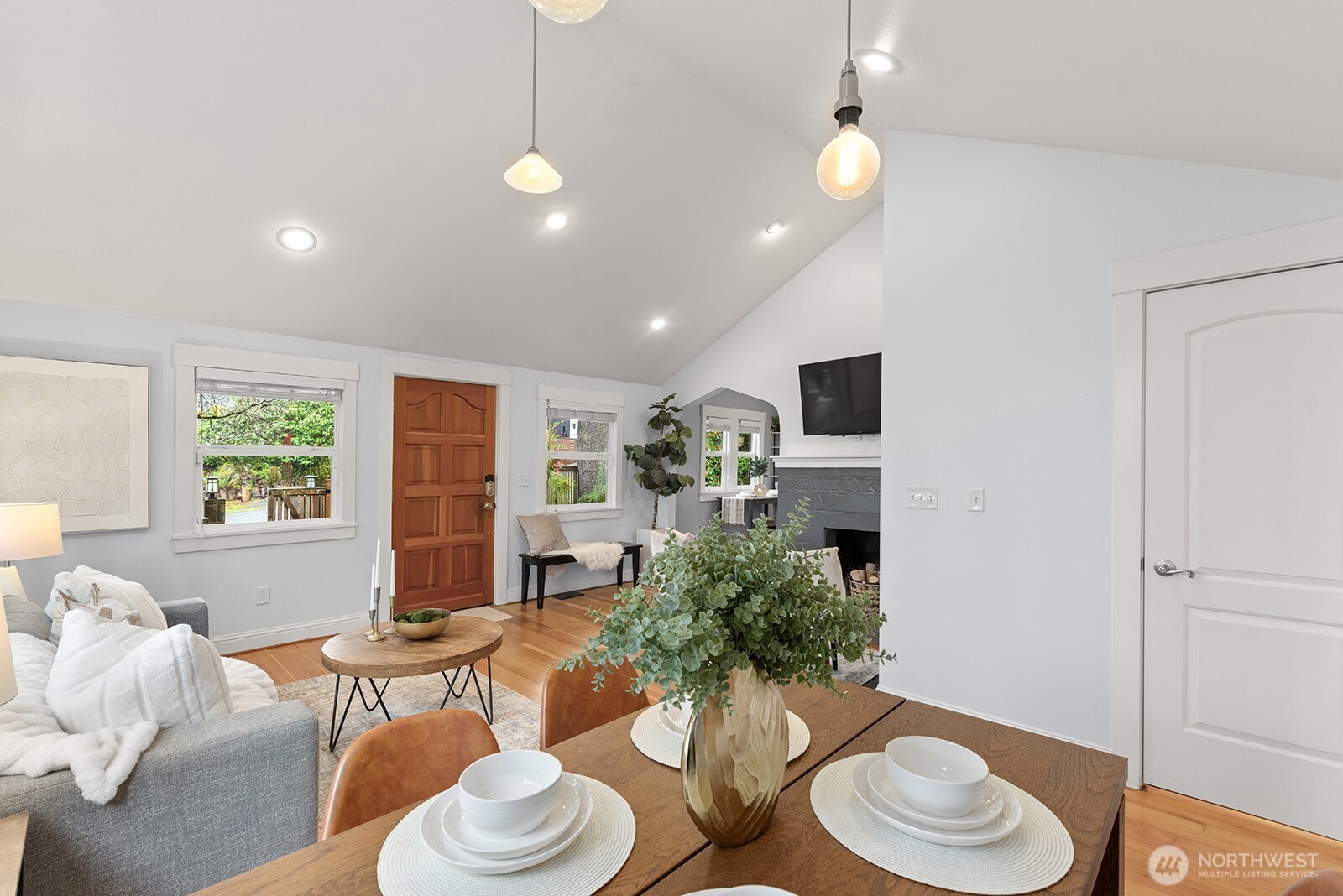 1516 NE 96th Street , Seattle, WA 98115