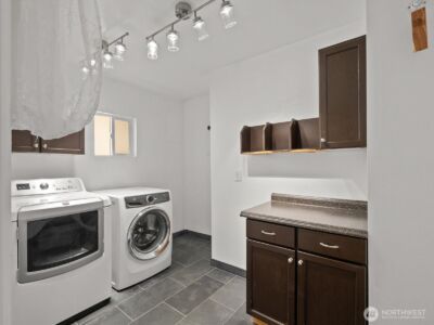 1035 Oakes Ave , Everett, WA 98201 - Photo 14