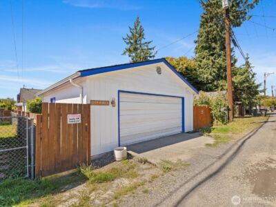 1035 Oakes Ave , Everett, WA 98201 - Photo 27