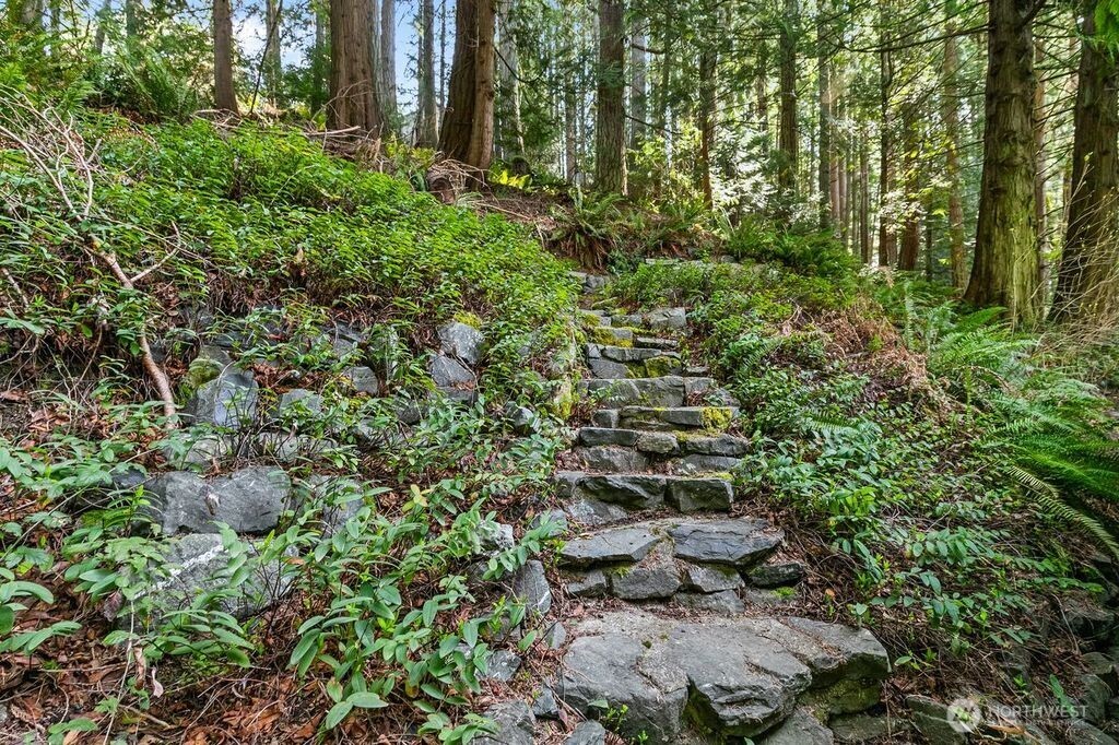 22 Berry Wood Place , Bellingham, WA 98229