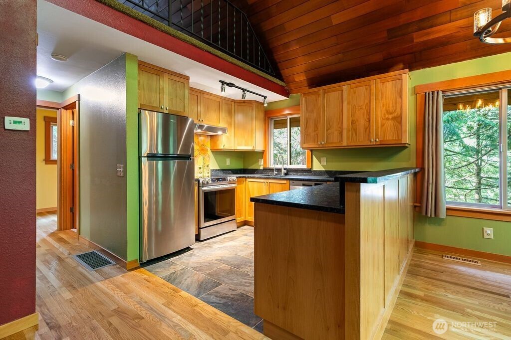 22 Berry Wood Place , Bellingham, WA 98229