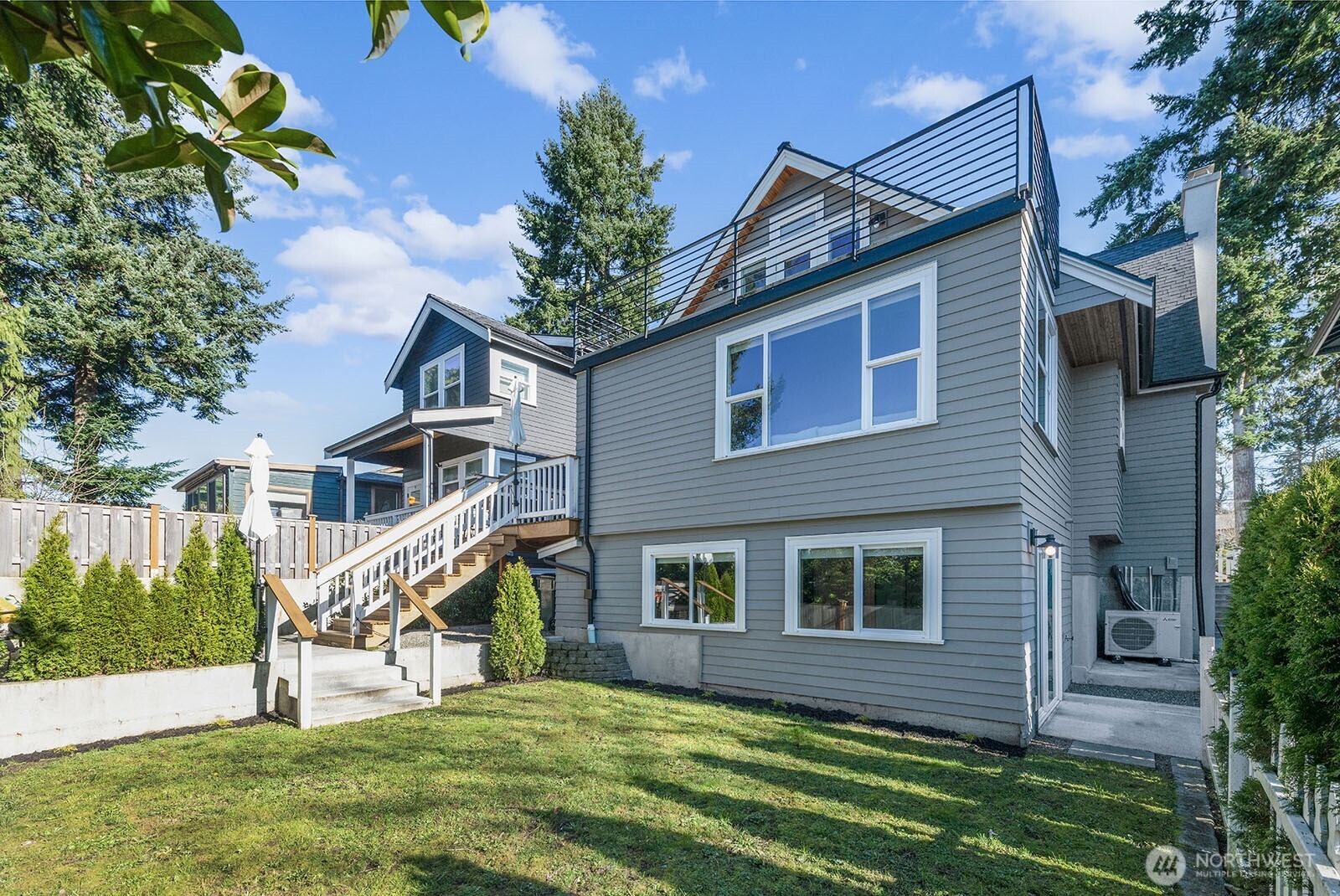 7511 41st Avenue NE, Seattle, WA 98115