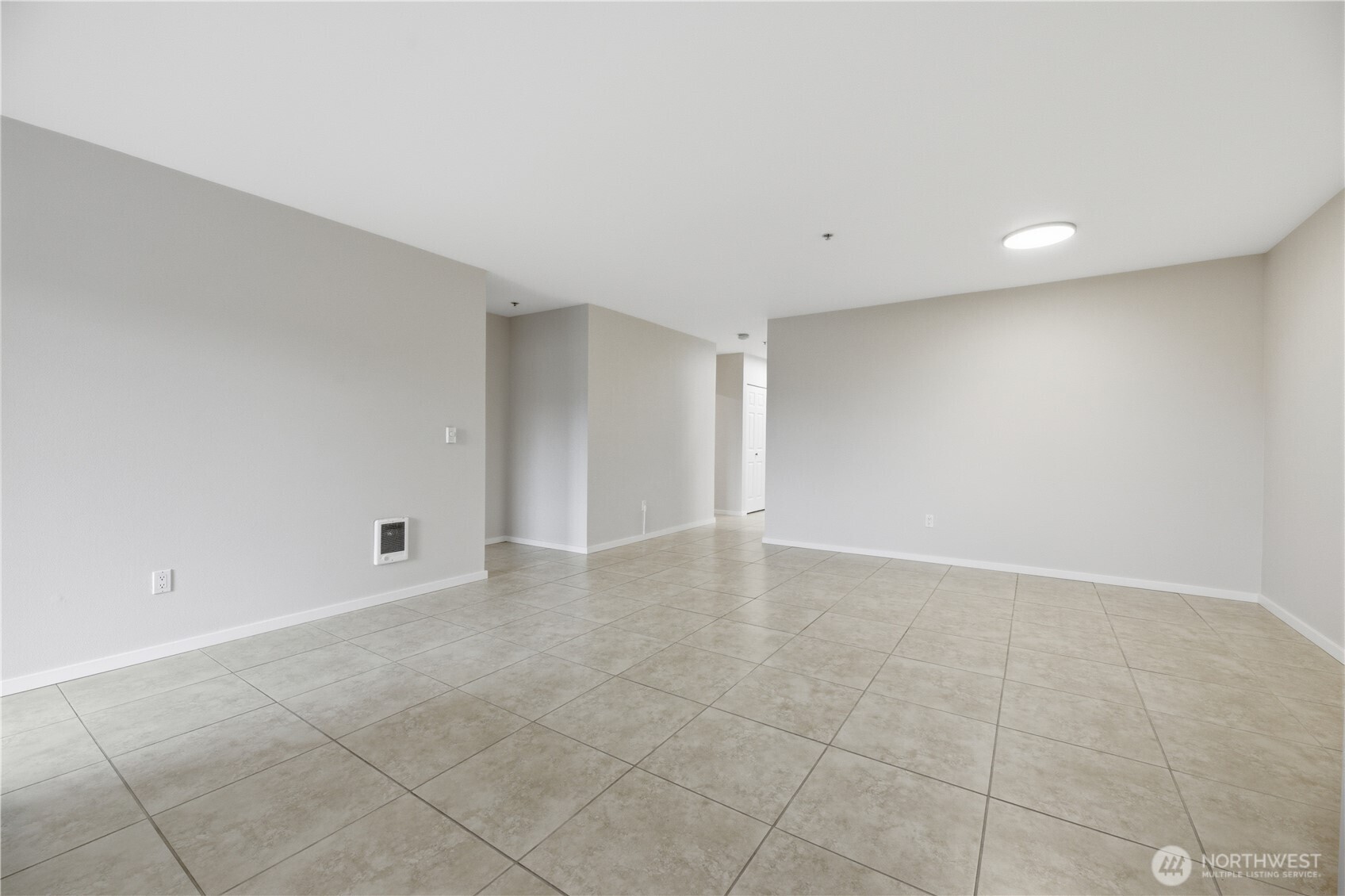 15340 Macadam Road S #B206, Tukwila, WA 98188