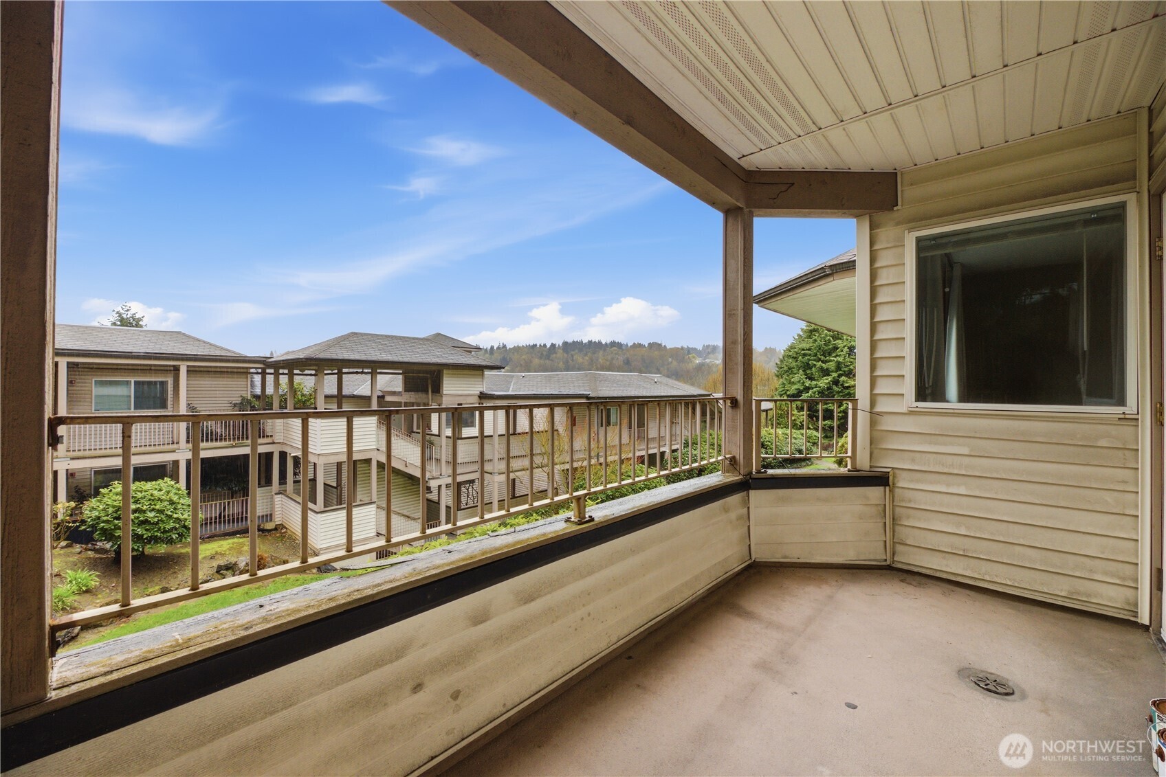 15340 Macadam Road S #B206, Tukwila, WA 98188