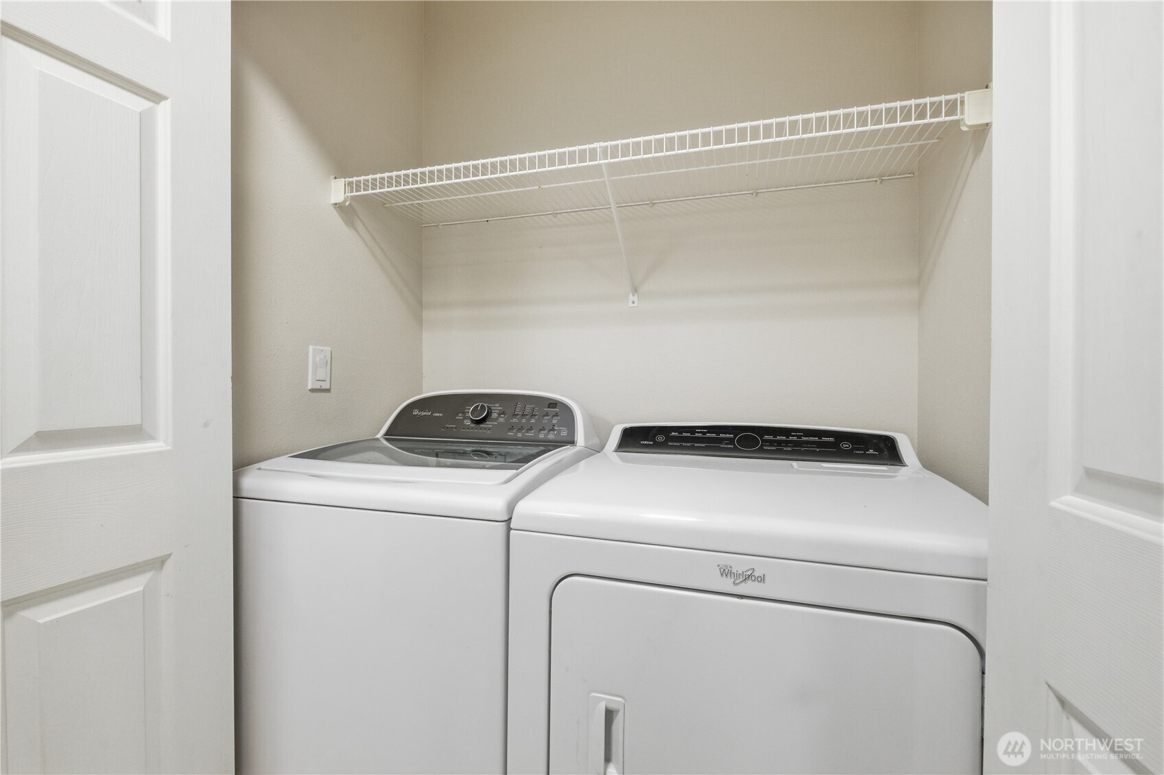 15340 Macadam Road S #B206, Tukwila, WA 98188