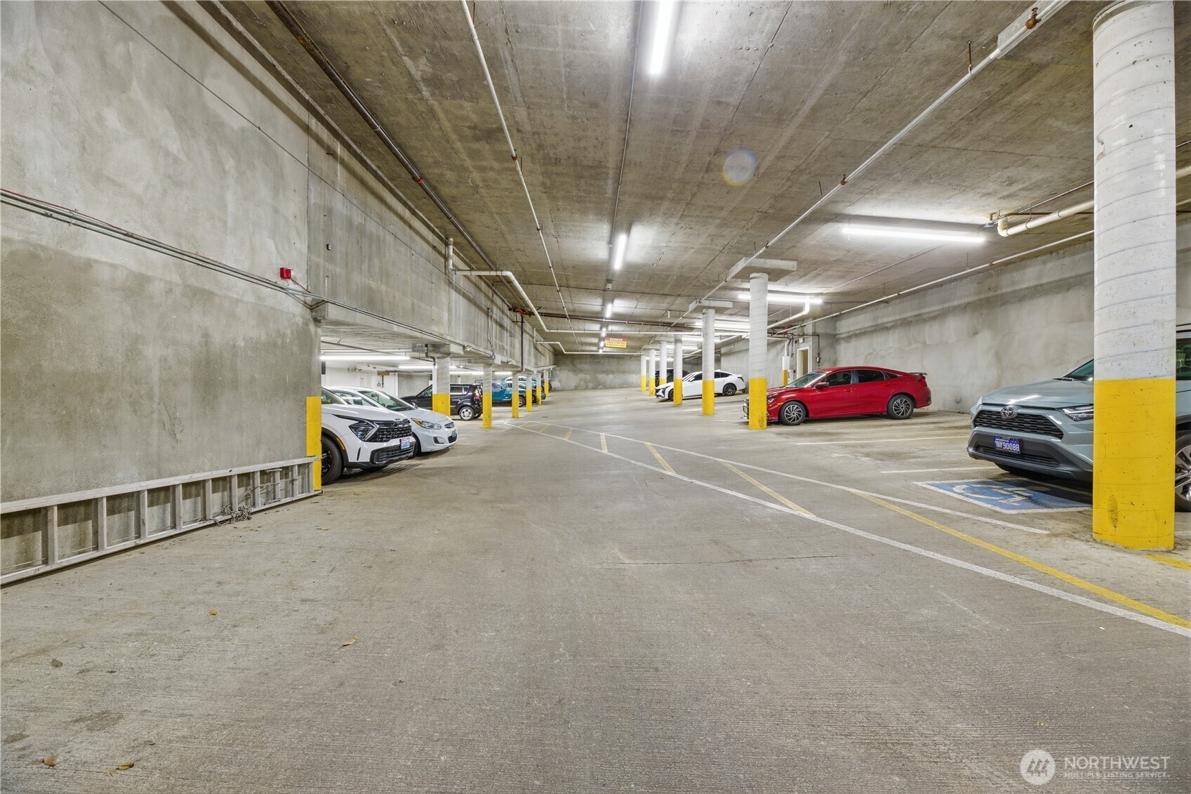 15340 Macadam Road S #B206, Tukwila, WA 98188