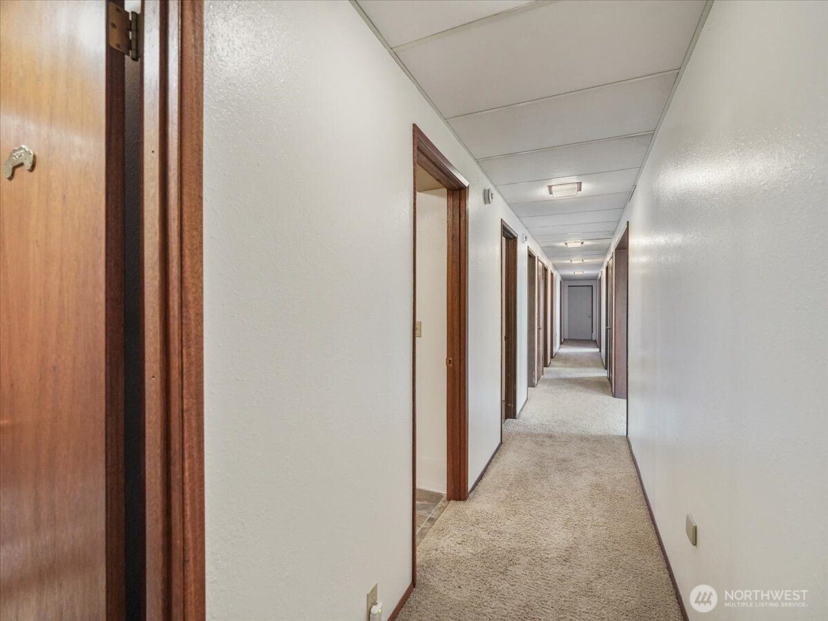 23850 43rd Avenue S, Kent, WA 98032