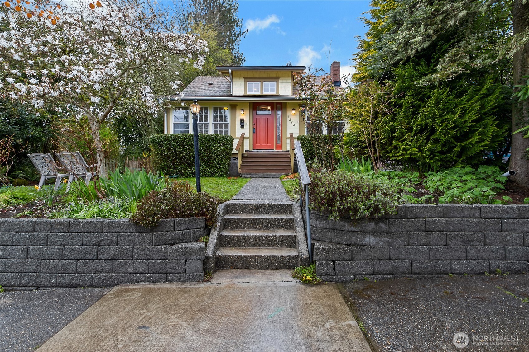 1222 8th Avenue SE, Olympia, WA 98501