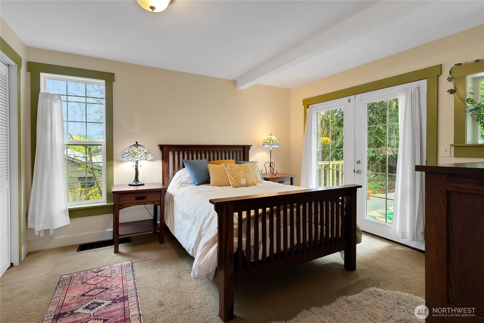 1222 8th Avenue SE, Olympia, WA 98501