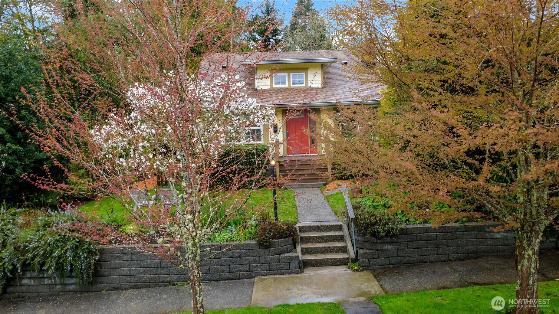 1222 8th Avenue SE, Olympia, WA 98501