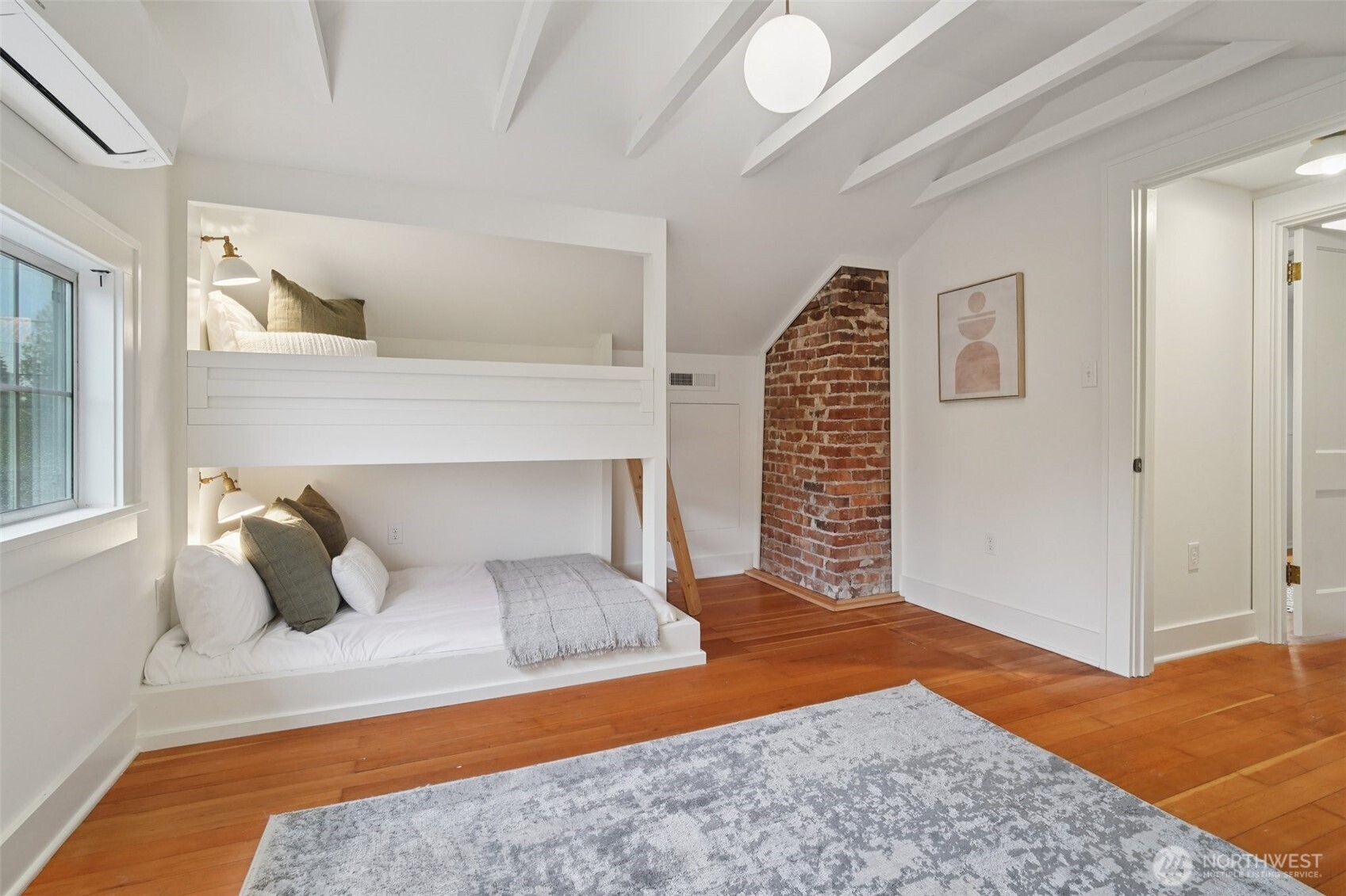 314 N 117th Street , Seattle, WA 98133