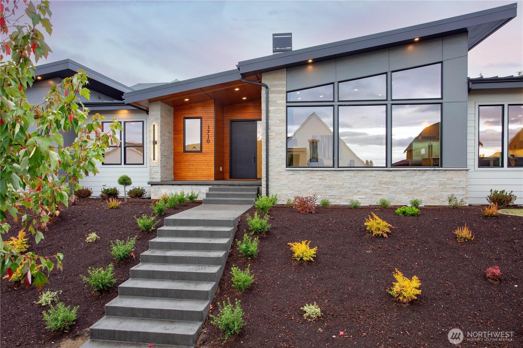 1710 Farmview Terrace , Lynden, WA 98264