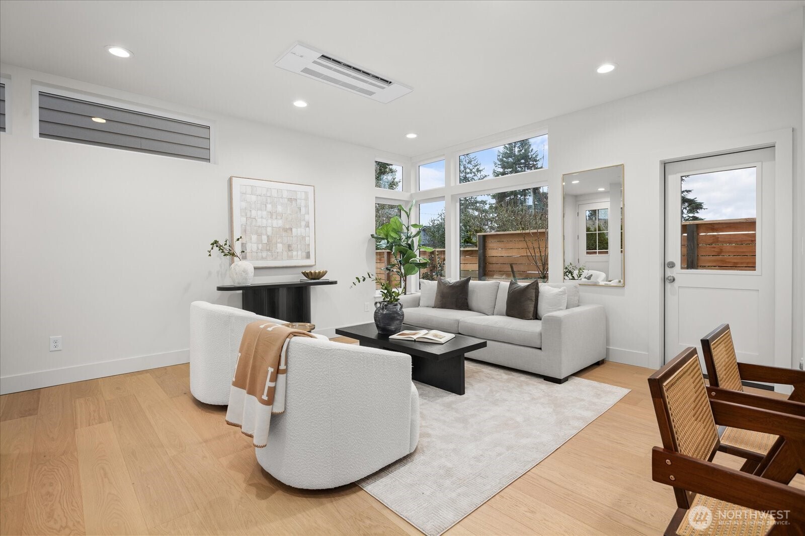 3407 NW 57th Street , Seattle, WA 98107